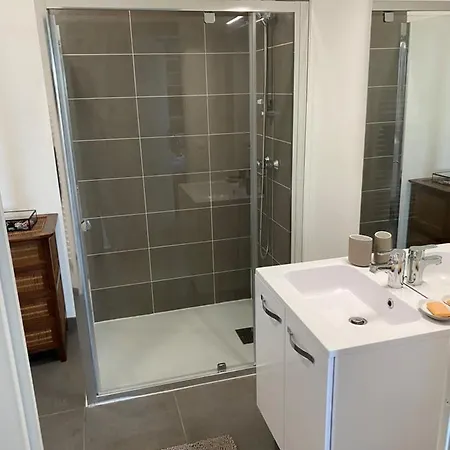 L'olivier En Baie, T3 De Standing Avec Jardin, Vue Baie, Parking Prive Appartement *